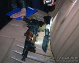 В Одессе расстреляли двоих людей. Еще трое ранены (ФОТО) В Одессе расстреляли двоих людей. Еще трое ранены (ФОТО)