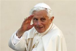 Папа Римский Бенедикт XVI опубликовал свое первое сообщение в   "Twitter"