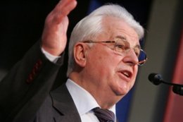 Кравчук пророчит   победу Азарову
