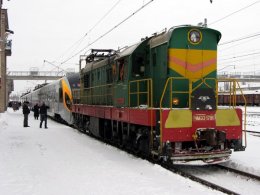 Замерзший “Хюндай” спас советский локомотив (ВИДЕО)