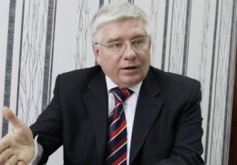 Михаил Чечетов: «Молодежи не нужна Европа, в которой нельзя пить, курить и бить полицейских»