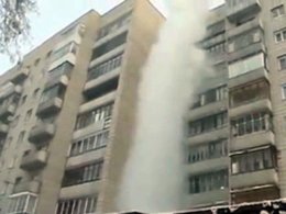 Впечатляющий трюк сибиряка с кастрюлей кипятка в -41 (ВИДЕО)