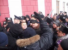 Как штурмовали мэрию Одессы (ФОТО+ВИДЕО) Как штурмовали мэрию Одессы (ФОТО+ВИДЕО)