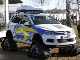 Volkswagen выпустил Touareg на гусеницах (ФОТО) Volkswagen выпустил Touareg на гусеницах (ФОТО)