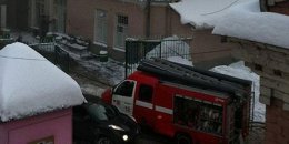 В центре Киева горит отделение милиции