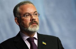Министр Табачник повышает рейтинг Тягнибока