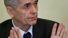 Главный санврач России: "Это полный маразм, с которым я не согласен"