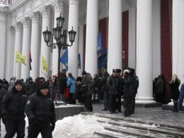 Правоохранители задержали двух участников штурма мэрии Одессы Правоохранители задержали двух участников штурма мэрии Одессы
