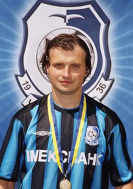 Один из лучших футболистов Украины стал священником (ФОТО) Один из лучших футболистов Украины стал священником (ФОТО)