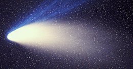 К Земле приближается огромная комета(ФОТО)