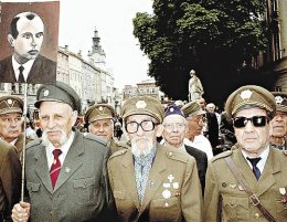 Сегодня в Киеве "москалей брали на ножи"