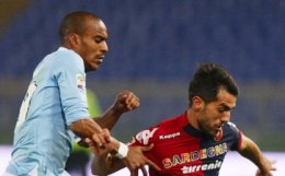 "Лацио" - "Кальяри" - 2:1. Два удаления за 2 минуты, пенальти, камбэк (ВИДЕО)