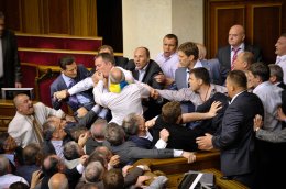 Десятка резонансных законов 2012 года