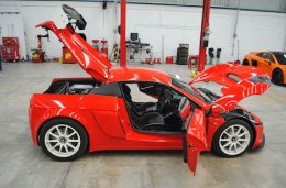 Дебют мексиканского 290-сильного спорткара (ФОТО)