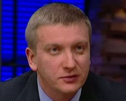 Павел Петренко: "Украина все дальше скатывается в диктатуру, в глубокую донецкую диктатуру"
