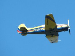 Пилот Як-18 выжил после чудовищного падения на лед (ВИДЕО)