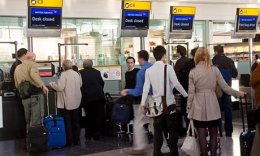 Верующих в "светлое будущее" при Януковиче стало меньше, люди бегут заграницу (ВИДЕО)