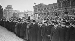 Какими историческими событиями прославился год Змеи в прошлом веке (ФОТО)