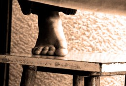 481 интернет-ресурс в России помогает в совершении суицида