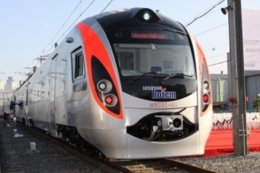 Оппозиция и коммунисты собираются расследовать покупку «Hyundai»