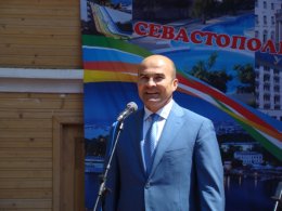 В Кабмине Азарова появился иностранец