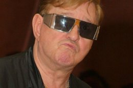 Романа Виктюка ограбили на 13 тысяч долларов