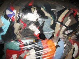 В Житомире сломали эскалатор из-за Second Hand (ВИДЕО)