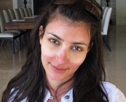 Беременная Ким Кардашьян стала жертвой загара (ФОТО)