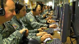 Владимир Путин поручил ФСБ создать киберподразделение