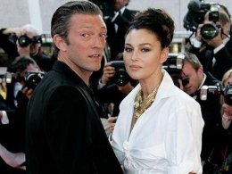 Моника Беллуччи с мужем вслед за Депардье покидают Францию