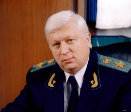 Виктор Пшонка: «Пусть Лазаренко внимательнее изучает украинские законы»