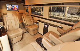Mercedes Sprinter спокойно вмещает двухспальную кровать (ФОТО+ВИДЕО)