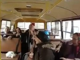 Орликовские бабушки продолжают исполнять (ВИДЕО) Орликовские бабушки продолжают исполнять (ВИДЕО)