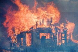 Мужчина сгорел прямо в кресле, у себя на кухне