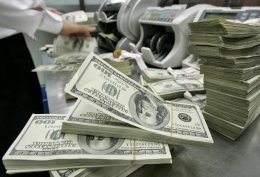 C начала года украинцы скупили в обменниках $200 млн
