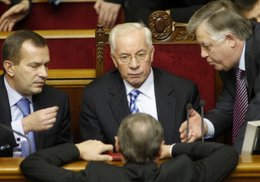 Дружба парламентских фракций выльется налогоплательщикам в 25 миллионов гривен