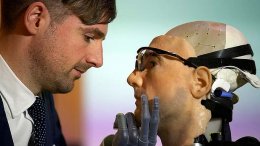 Биоэлектронный человек по имени Рекс может поддержать беседу (ФОТО+ВИДЕО)