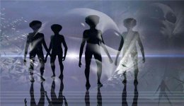 Гуманоида, пытавшегося выйти на контакт, забили камнями (ФОТО)