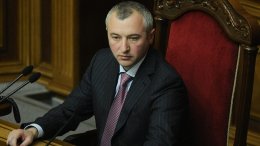 КПУ требует от Азарова отчитаться за использование средств на строительство дорог