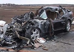 ДТП в Киеве: Mercedes протаранил грузовик