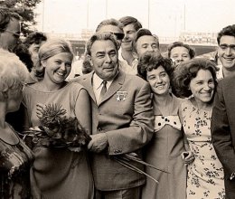 Леонид Брежнев стрелял в кабанов, а думал о работе (ФОТО)