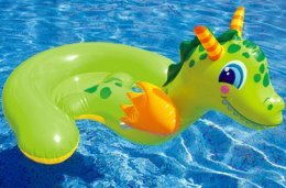 Американец хочет жениться на надувном драконе