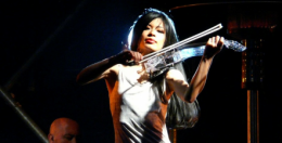 Ванесса Мэй в жизни очень скромная девушка (ФОТО)