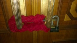 Ночью в Раде "ударовцы" отрабатывают приемы "удар и защита" (ВИДЕО)