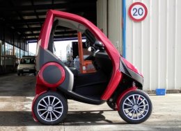 Испанцы придумали городской складной электромобиль (ФОТО)