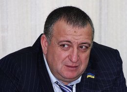Депутат-регионал объяснил, почему мажоритарщики нарушают партийную дисциплину