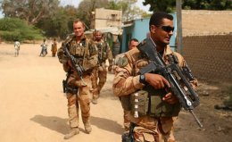 Военные Франции уничтожили не менее 30 боевиков