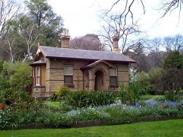 Осторожно! В Украине киллеры охотятся на землю и имущество