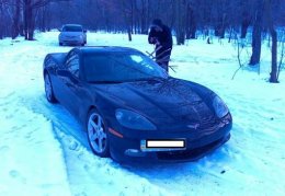 В Киеве найден "бесхозный" спорткар Chevrolet Corvette (ВИДЕО)