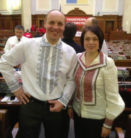 Дизайнерские вышиванки народных депутатов (ФОТО)
